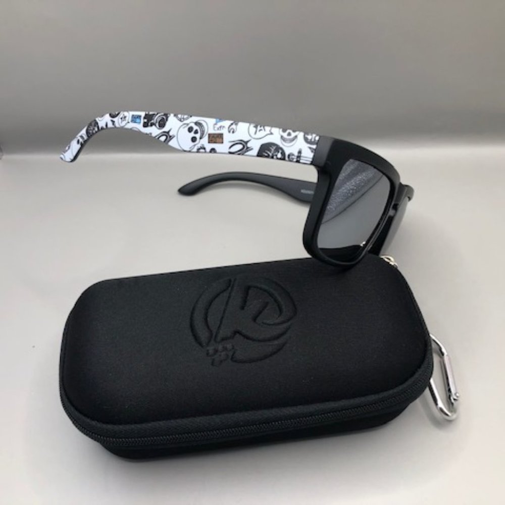 TWO New In Plastic KDeam Sunglasses - Picture 6 of 9